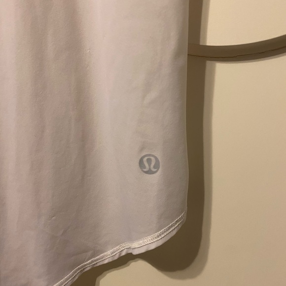 White Mesh Lululemon Top NEVER WORN - Picture 4 of 6
